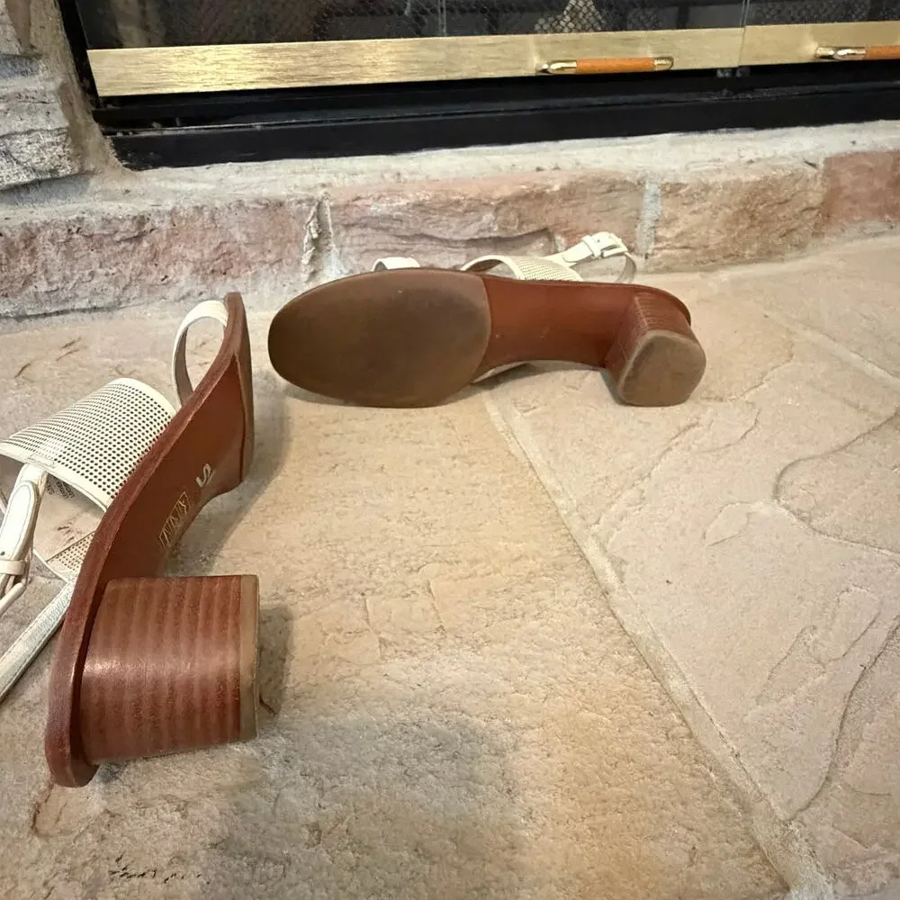 Tory Burch Lowell 2 White Leather Block Heel Sandals Size 9M Old Money Euro Chic
